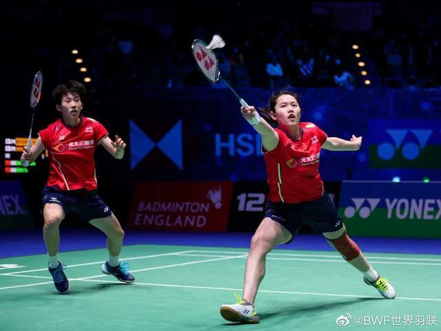 开云下载-马来西亚队轻取泰国队,黄鸭组合扛起全队