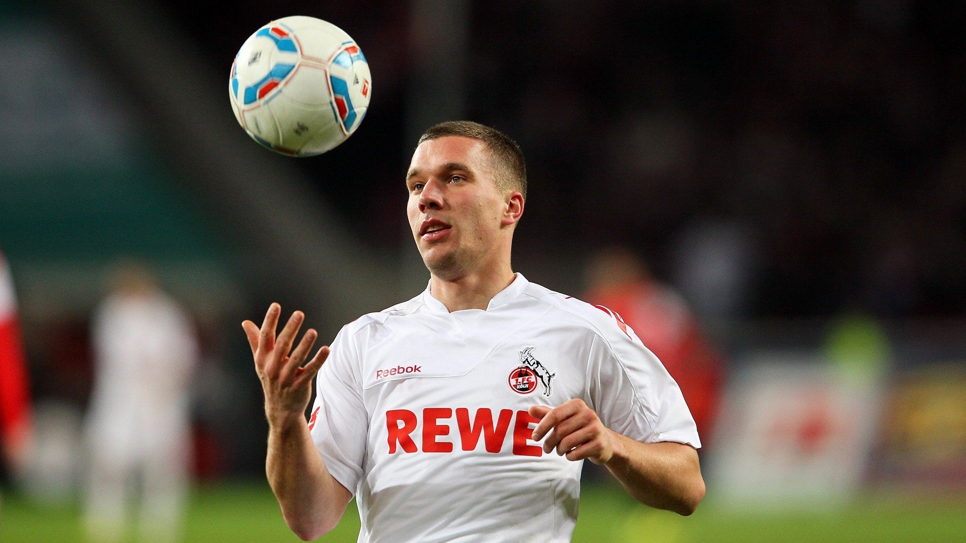 开云体育入口-绿茵奇迹，贝蒂斯翻盘马竞之夜，与贝林厄姆欧冠决赛的王者共鸣